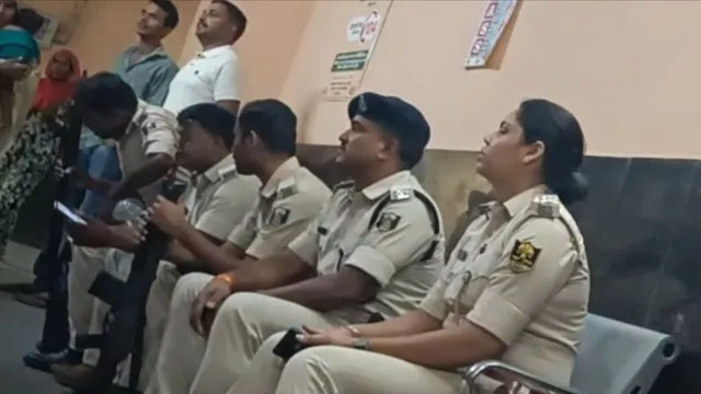 मधेपुरा में अतिक्रमण हटाने गई पुलिस टीम पर ग्रामीणों का खूनी हमला, थानाध्यक्ष समेत 12 पुलिसकर्मी घायल