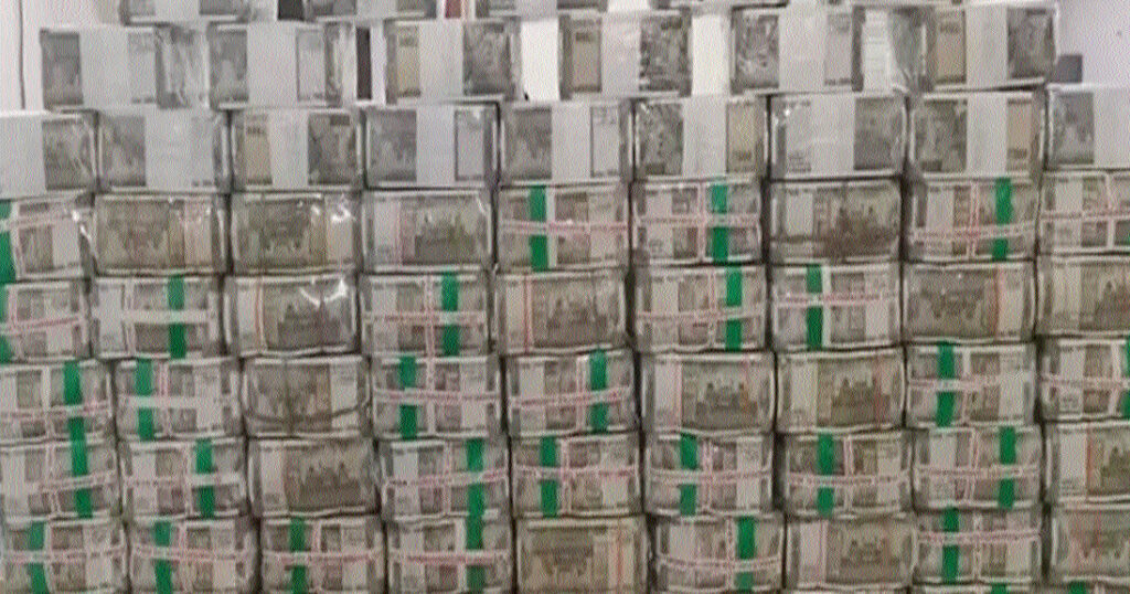 दाहोद में 2.56 करोड़ रुपये कैश ज़ब्त