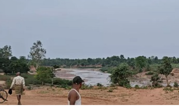 अवैध रेत खनन ऊपर सख्त होइस सरकार, ड्रोन सर्वे मं भंडारण नियम के उल्लंघन उजागर, तीन दिन मं जवाब मांगे गिस