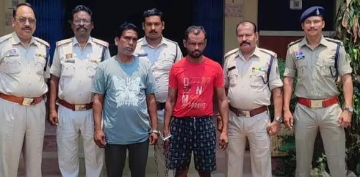 रायगढ़ में 49.50 लाख की चिटफंड ठगी का बड़ा खुलासा: ‘ऑपरेशन क्लीन हंट’ के तहत दो आरोपी गिरफ्तार, 165 महिलाओं से हुई थी धोखाधड़ी