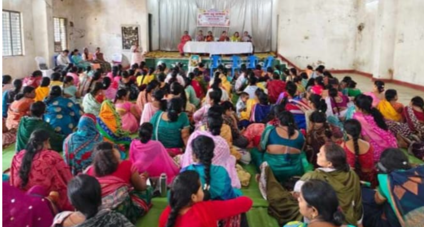 सारंगढ़-बिलाईगढ़ मं सास-बहू सम्मेलन के शुरुआत : स्वस्थ महतारी, स्वस्थ लइका अउ कुपोषण मुक्त समाज बनाय बर अनोखा पहल