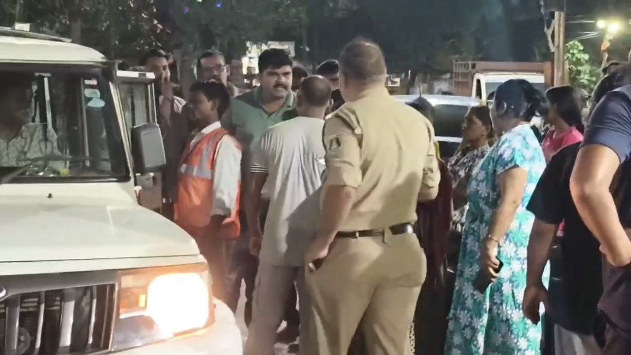 कोरबा म पुरानी रंजिश ले भड़किस बवाल, 50-60 युवक डंडा, चाकू अउ तलवार ले पहुंचिन, कॉलोनी म घुसके हमला के आरोप