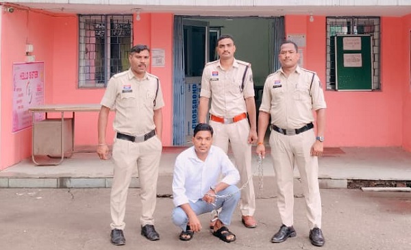 CHP चौक लिबरा हिंसा मामला: मुख्य आरोपी राजेश मरकाम गिरफ्तार, ‘ऑपरेशन क्लीन हंट’ के तहत तमनार पुलिस के हाथ बड़ी सफलता