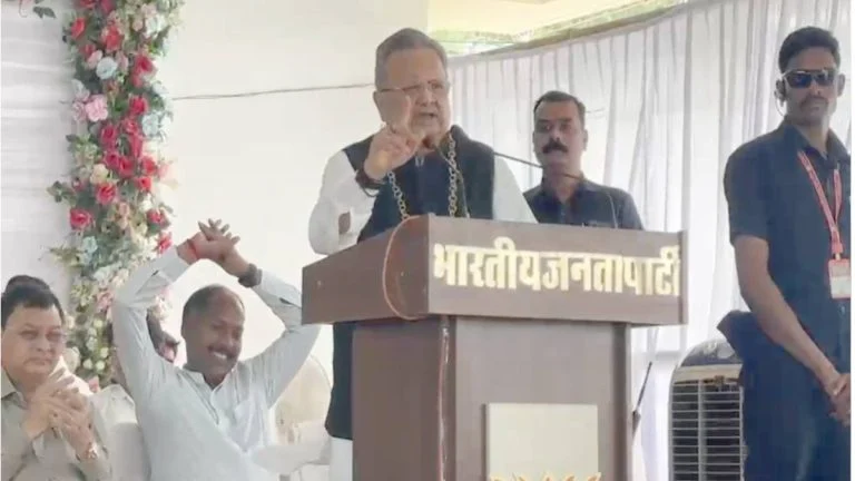 अब पद नई, संगठन के चिंता करव – कवर्धा म भाजपा कार्यकर्ता मन ला विधानसभा अध्यक्ष डॉ. रमन सिंह के बड़ा संदेश