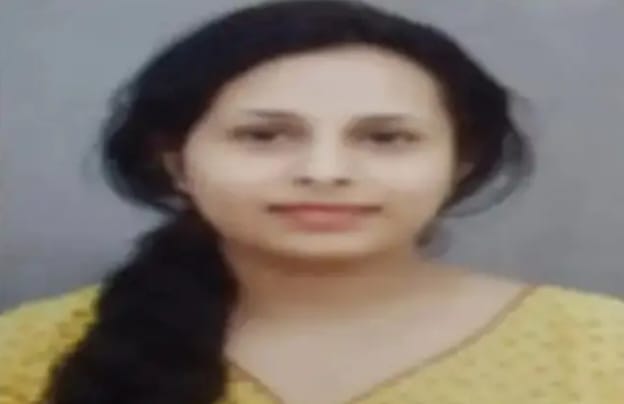 बिलासपुर मं फर्जी Snake Bite मुआवजा घोटाला के भंडाफोड़ : SIMS के पूर्व महिला डॉक्टर गिरफ्तार, 15 मामला अब घलो जांच म