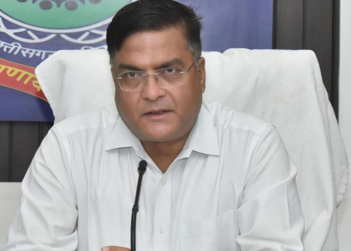 भिलाई में पुलिसकर्मियों के बीच विवाद: आरोपी को छुड़ाने के दबाव के आरोप में दो आरक्षक निलंबित, 24 घंटे में जांच रिपोर्ट तलब