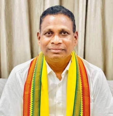 जनक ध्रुव का भाजपा पर बड़ा हमला: ‘विश्व आदिवासी दिवस का विरोध आदिवासी अस्मिता का विरोध’, जल-जंगल-जमीन को बताया पहचान